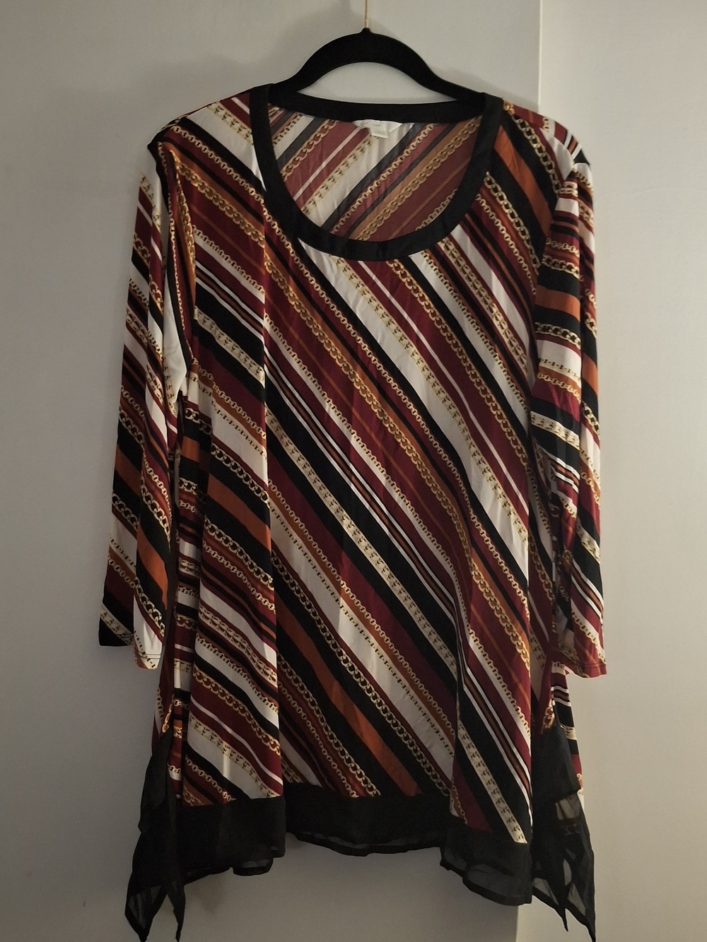 C Est. 1946 Women's 3/4 Sleeve Striped Chain-Print Tunic Top - Burgundy/Black
